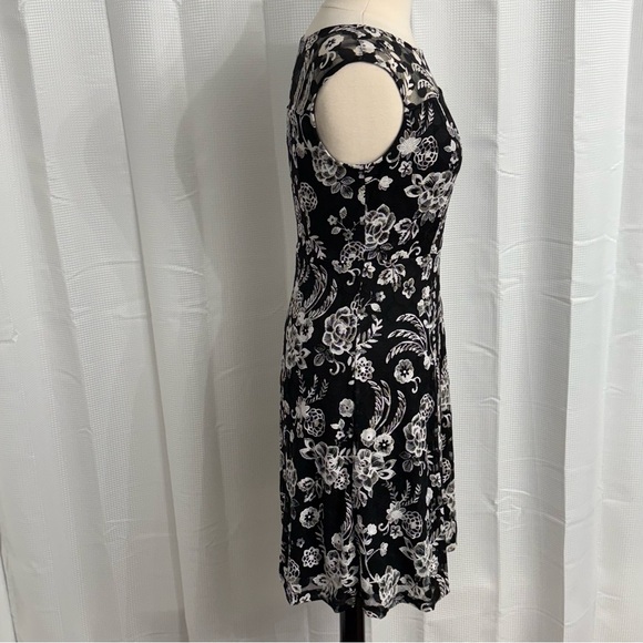 Cardalite Petite Women's Sleeveless Lace Black & White Floral Tank Dress Size PM - Picture 5 of 8